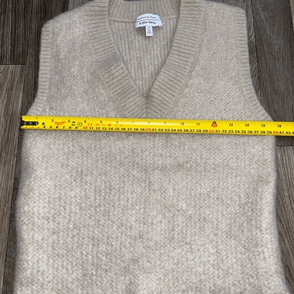 & other stories Oversized wool Knitted Vest - Picture 6 of 7